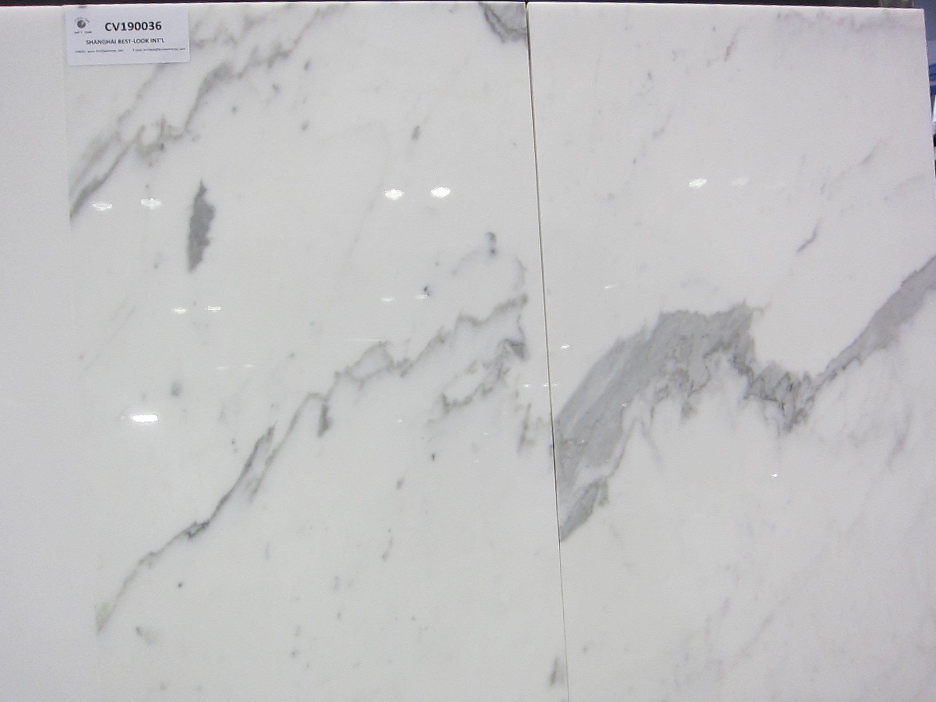 M989 Calacatta White